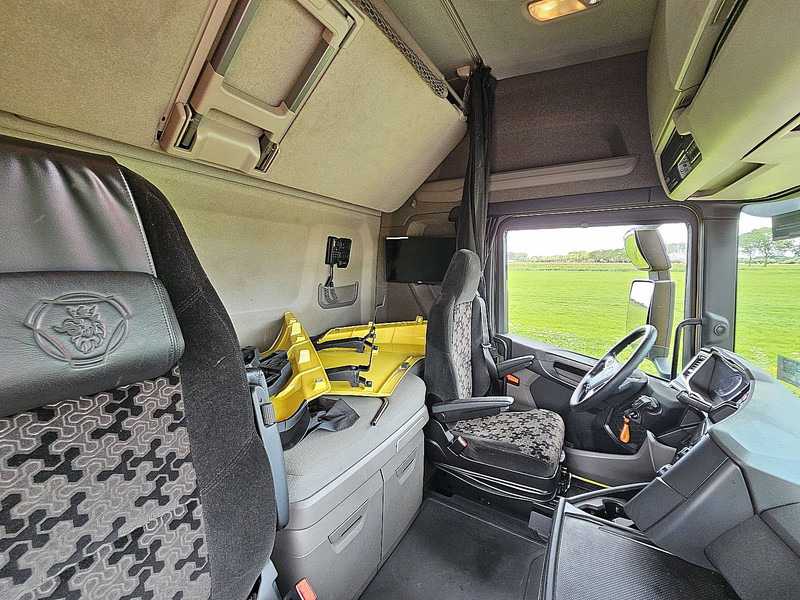 Тягач Scania S450 SKIRTS 2X TANK RET.: фото 15 Тягач Scania S450 SKIRTS 2X TANK RET.: фото 15