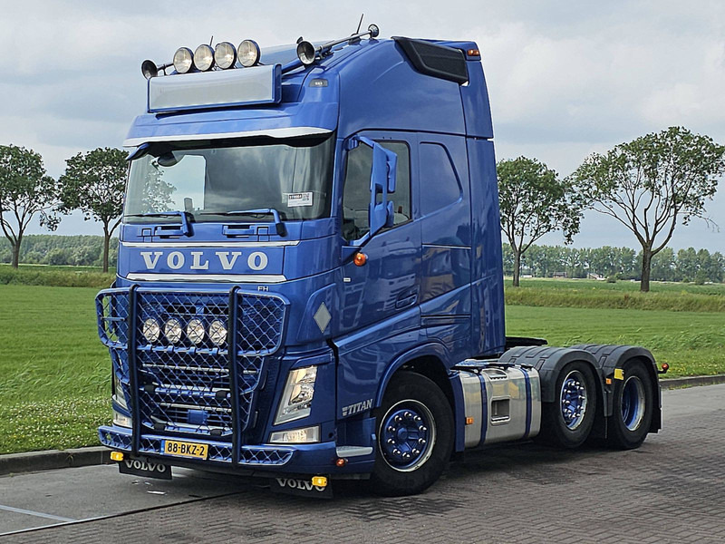 Volvo FH 460 XL 6X2 SPECIAL SHOW - Тягач: фото 2 Volvo FH 460 XL 6X2 SPECIAL SHOW - Тягач: фото 2