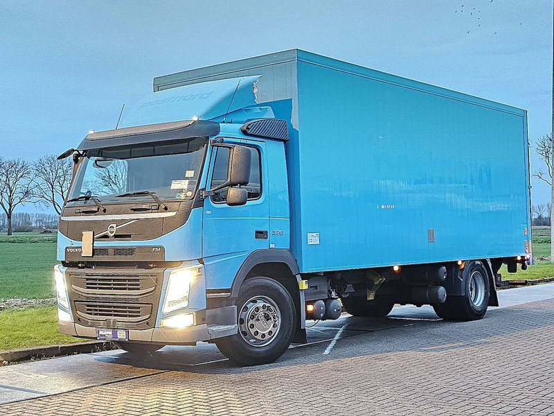 Volvo FM 370 19.5T 2.5T LIFT AIRC - Вантажівка з закритим кузовом: фото 2 Volvo FM 370 19.5T 2.5T LIFT AIRC - Вантажівка з закритим кузовом: фото 2
