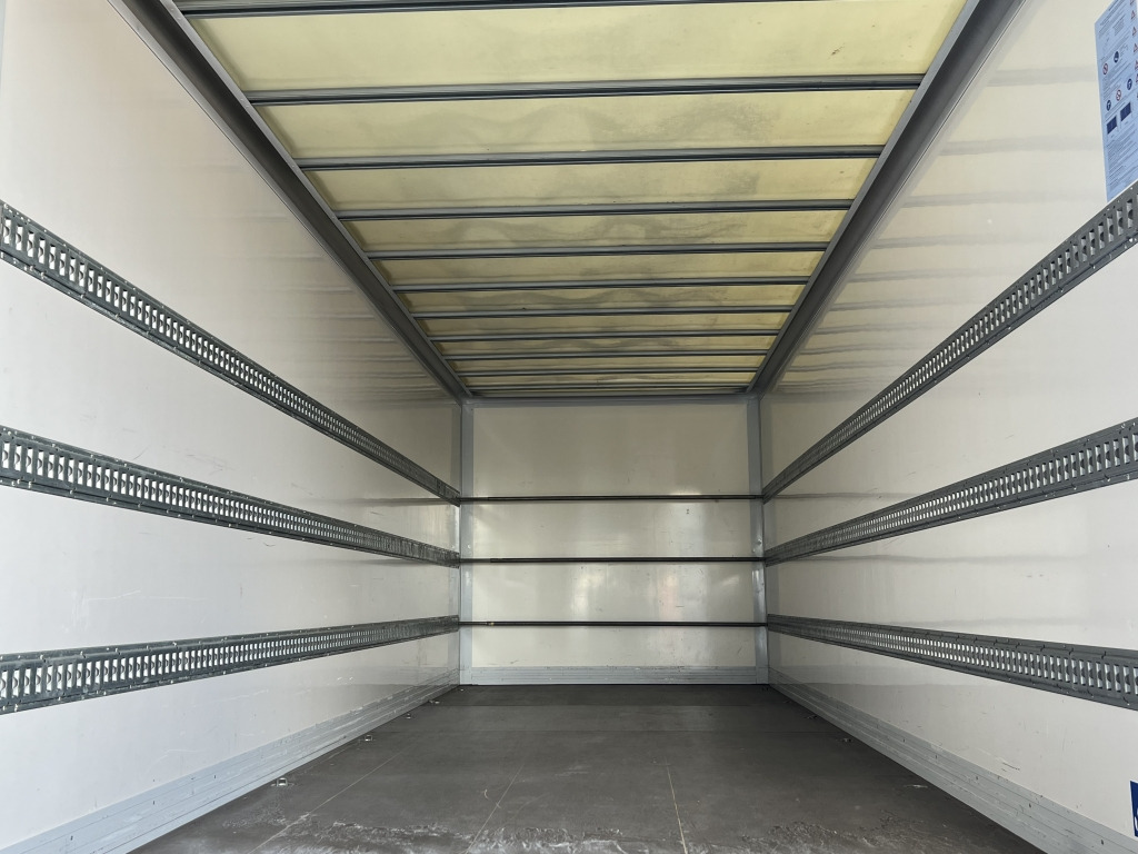 Iveco EuroCargo ML120E25 Klima 7,2m Koff+LBW Orig27tkm - Вантажівка з закритим кузовом: фото 4 Iveco EuroCargo ML120E25 Klima 7,2m Koff+LBW Orig27tkm - Вантажівка з закритим кузовом: фото 4