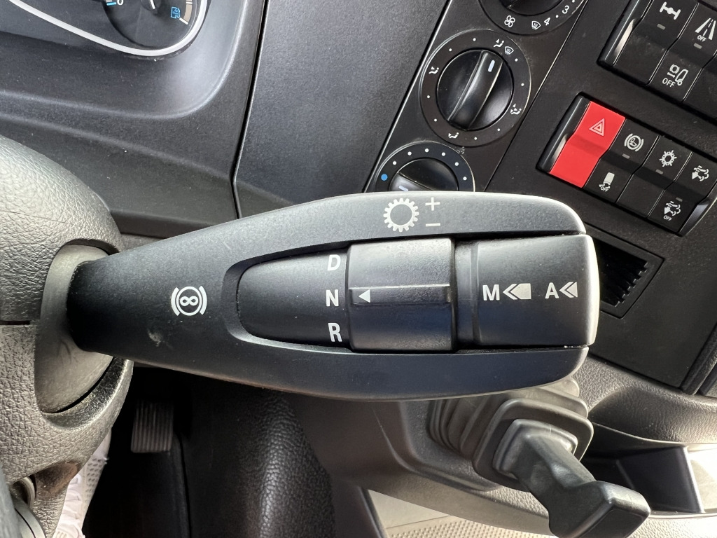 Mercedes-Benz Atego 1530 Euro6 Klima 6m Koffer AHK Orig.177tkm - Вантажівка з закритим кузовом: фото 3 Mercedes-Benz Atego 1530 Euro6 Klima 6m Koffer AHK Orig.177tkm - Вантажівка з закритим кузовом: фото 3