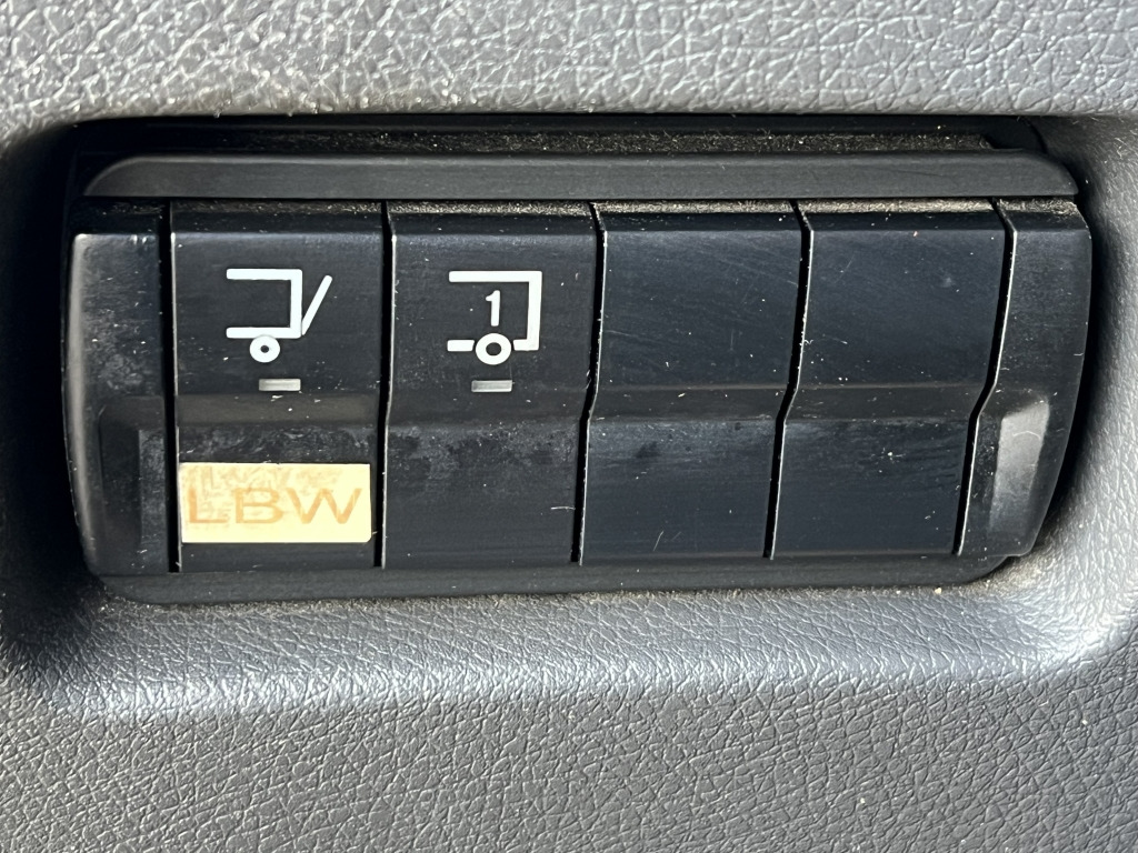 Mercedes-Benz Atego 818 Klima AHK 6,05m Koffer LBW Tempomat - Фургон з закритим кузовом: фото 2 Mercedes-Benz Atego 818 Klima AHK 6,05m Koffer LBW Tempomat - Фургон з закритим кузовом: фото 2