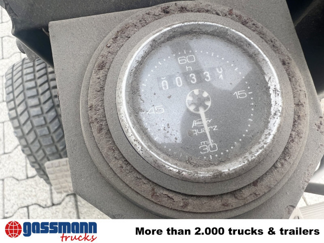 Комунальний трактор Hako V 490 mit Schneeschild und Ketten: фото 15 Комунальний трактор Hako V 490 mit Schneeschild und Ketten: фото 15