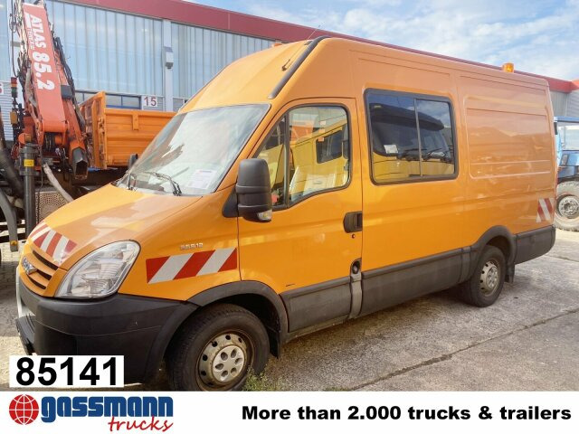 Iveco Daily 35S12 2,3 HPI 4x2, 8 Sitzplätze - Туристичний автобус: фото 1 Iveco Daily 35S12 2,3 HPI 4x2, 8 Sitzplätze - Туристичний автобус: фото 1