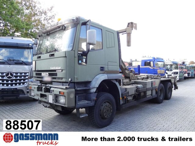 Iveco EuroTrakker 260E44W 6X6, Retarder, ADR - Гаковий мультиліфт вантажівка: фото 1 Iveco EuroTrakker 260E44W 6X6, Retarder, ADR - Гаковий мультиліфт вантажівка: фото 1