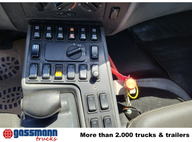 Unimog U 20 4x4, Zapfwelle, Kran Hiab 022D-3 HiDuo, - Комерційний автомобіль: фото 5 Unimog U 20 4x4, Zapfwelle, Kran Hiab 022D-3 HiDuo, - Комерційний автомобіль: фото 5