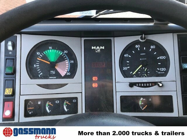 MAN LE 8.185 LC Doka 4x2 BB, 2x AHK - Бортова вантажівка/ Платформа: фото 3 MAN LE 8.185 LC Doka 4x2 BB, 2x AHK - Бортова вантажівка/ Платформа: фото 3