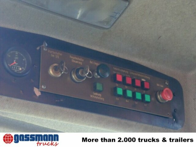 MAN M03 14.152 4x2, Schienenkehrmaschine - Підмітально-прибиральна машина: фото 3 MAN M03 14.152 4x2, Schienenkehrmaschine - Підмітально-прибиральна машина: фото 3