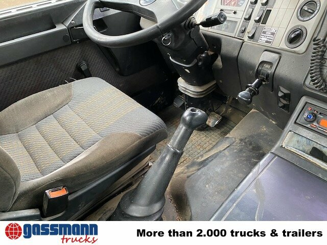 MAN T40 26.364/414 6x4, 6-Zylinder - Гаковий мультиліфт вантажівка: фото 3 MAN T40 26.364/414 6x4, 6-Zylinder - Гаковий мультиліфт вантажівка: фото 3