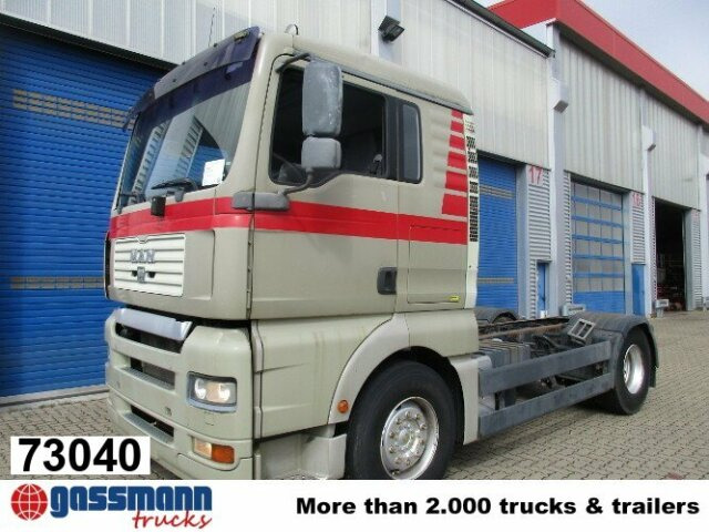 MAN TGA 18.360 4x2 - Вантажівка шасі: фото 1 MAN TGA 18.360 4x2 - Вантажівка шасі: фото 1