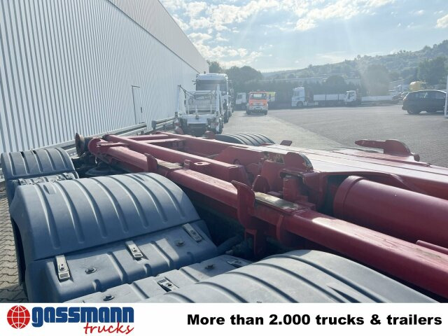 MAN TGA 25.530 8x4-4 BL, Lift-/Lenkachse - Гаковий мультиліфт вантажівка: фото 2 MAN TGA 25.530 8x4-4 BL, Lift-/Lenkachse - Гаковий мультиліфт вантажівка: фото 2