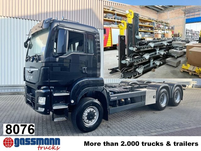 MAN TGS 26.500 6X6 BL, Intarder - Гаковий мультиліфт вантажівка: фото 1 MAN TGS 26.500 6X6 BL, Intarder - Гаковий мультиліфт вантажівка: фото 1