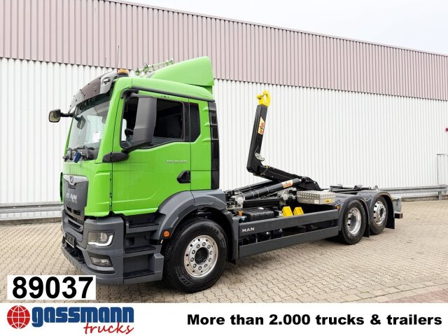 MAN TGS 26.520 6x2-2 BL, Navi, Liftachse - Гаковий мультиліфт вантажівка: фото 1 MAN TGS 26.520 6x2-2 BL, Navi, Liftachse - Гаковий мультиліфт вантажівка: фото 1