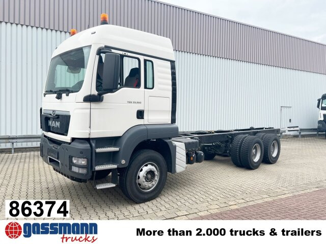 MAN TGS 33.360 6x4 BB, Häckslerkabine, NMV - Вантажівка шасі: фото 1 MAN TGS 33.360 6x4 BB, Häckslerkabine, NMV - Вантажівка шасі: фото 1