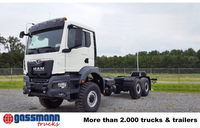 MAN TGS 33.440 6x6 BB CH, Euro2, Einzelbereifung - Вантажівка шасі: фото 2 MAN TGS 33.440 6x6 BB CH, Euro2, Einzelbereifung - Вантажівка шасі: фото 2