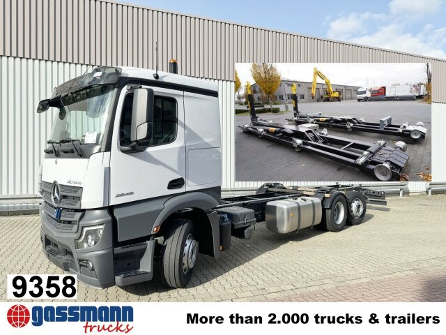 Mercedes-Benz Actros 2545 L 6x2/52, Lenk-/Liftachse, - Гаковий мультиліфт вантажівка: фото 1 Mercedes-Benz Actros 2545 L 6x2/52, Lenk-/Liftachse, - Гаковий мультиліфт вантажівка: фото 1