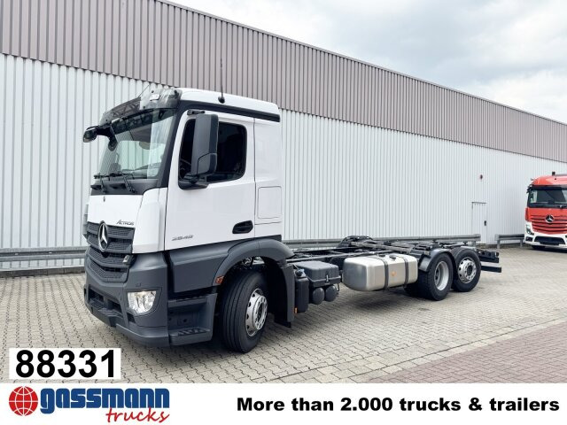 Mercedes-Benz Actros 2548 L 6x2, Retarder, Lenk-/Liftachse - Вантажівка шасі: фото 1 Mercedes-Benz Actros 2548 L 6x2, Retarder, Lenk-/Liftachse - Вантажівка шасі: фото 1