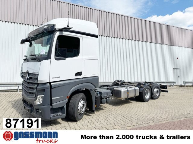 Mercedes-Benz Actros 2548 L 6x2, Retarder, Lenk-/Liftachse, - Вантажівка шасі: фото 1 Mercedes-Benz Actros 2548 L 6x2, Retarder, Lenk-/Liftachse, - Вантажівка шасі: фото 1