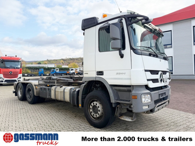 Вантажівка шасі Mercedes-Benz Actros 2644 L 6x4: фото 8 Вантажівка шасі Mercedes-Benz Actros 2644 L 6x4: фото 8