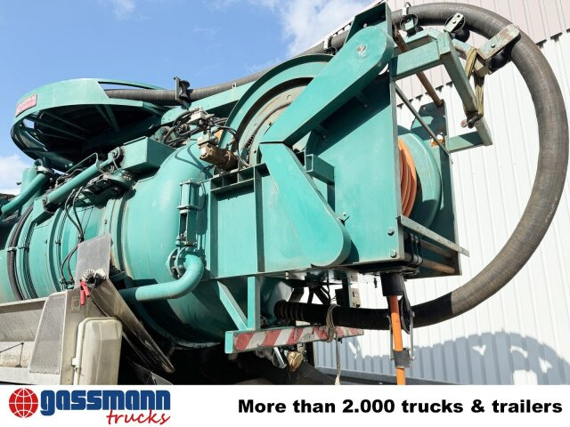 Mercedes-Benz Actros 3348 6x4, V8, Kroll Saug-/Spülwagen ca. - Підмітально-прибиральна машина: фото 4 Mercedes-Benz Actros 3348 6x4, V8, Kroll Saug-/Spülwagen ca. - Підмітально-прибиральна машина: фото 4