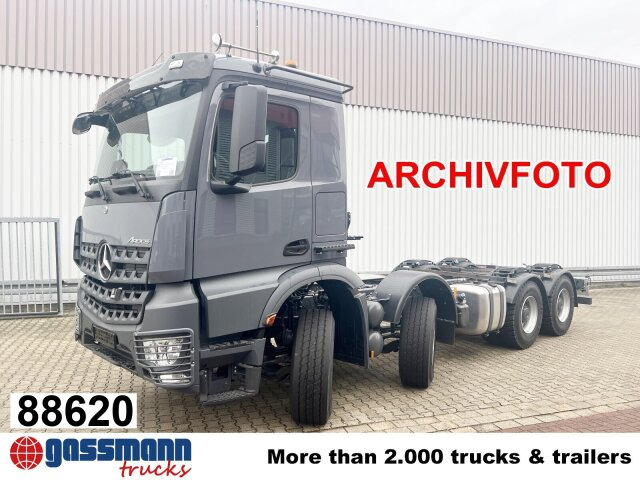Mercedes-Benz Arocs 3253 L 8x4/4, MultimediaCockpit, Navi, - Вантажівка шасі: фото 1 Mercedes-Benz Arocs 3253 L 8x4/4, MultimediaCockpit, Navi, - Вантажівка шасі: фото 1