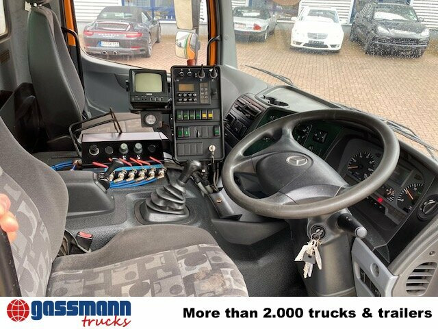 Mercedes-Benz Atego 1524 L 4x2 Kehrmaschine FAUN Viajet - Підмітально-прибиральна машина: фото 2 Mercedes-Benz Atego 1524 L 4x2 Kehrmaschine FAUN Viajet - Підмітально-прибиральна машина: фото 2