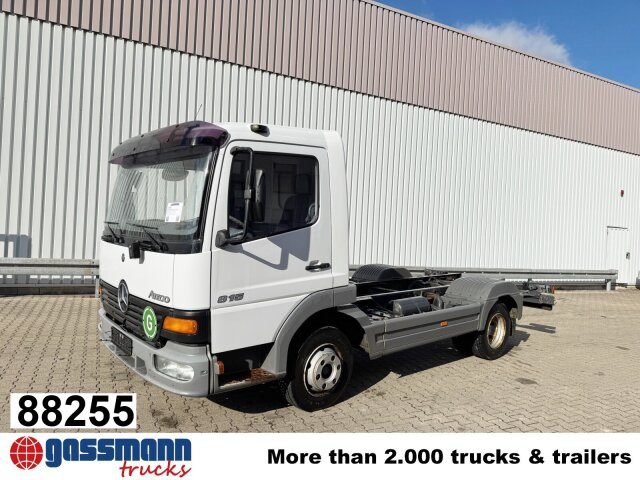 Mercedes-Benz Atego 815 4x2 - Вантажівка шасі: фото 1 Mercedes-Benz Atego 815 4x2 - Вантажівка шасі: фото 1