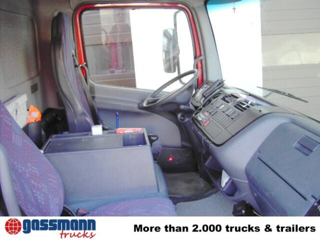 Mercedes-Benz Atego 818 L 4x2, Ersatzteilträger! - Вантажівка з закритим кузовом: фото 3 Mercedes-Benz Atego 818 L 4x2, Ersatzteilträger! - Вантажівка з закритим кузовом: фото 3