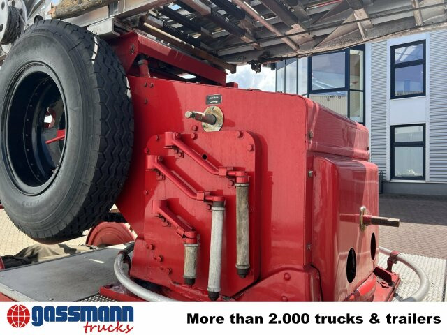 Пожежна машина Mercedes-Benz LF 311 3250/3500 - Oldtimer Feuerwehrfahrzeug: фото 13 Пожежна машина Mercedes-Benz LF 311 3250/3500 - Oldtimer Feuerwehrfahrzeug: фото 13