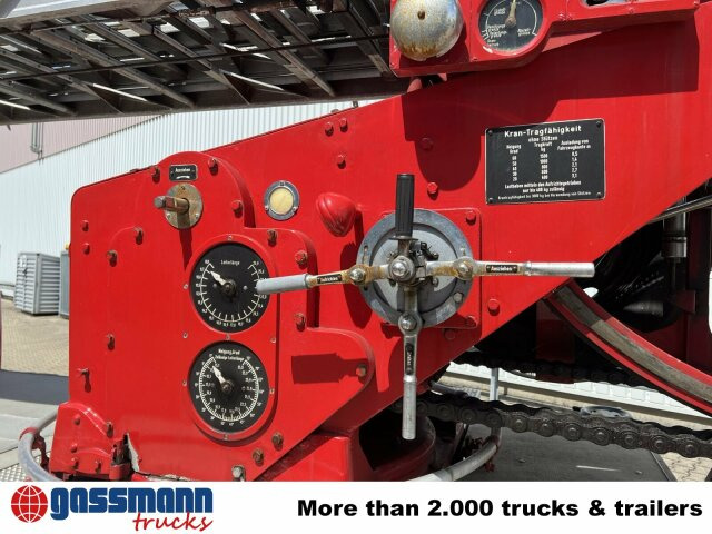 Пожежна машина Mercedes-Benz LF 311 3250/3500 - Oldtimer Feuerwehrfahrzeug: фото 15