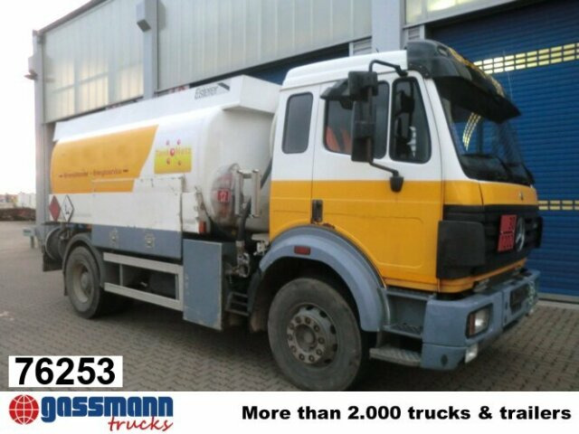 Mercedes-Benz SK 1824 L 4x2, Esterer Tankaufbau ca. 13.100l, 2 - Вантажівка цистерна: фото 1 Mercedes-Benz SK 1824 L 4x2, Esterer Tankaufbau ca. 13.100l, 2 - Вантажівка цистерна: фото 1