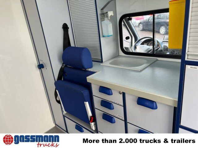 Mercedes-Benz Sprinter 313 CDI 4x2, Rettungswagen - Суцільнометалевий фургон: фото 3 Mercedes-Benz Sprinter 313 CDI 4x2, Rettungswagen - Суцільнометалевий фургон: фото 3