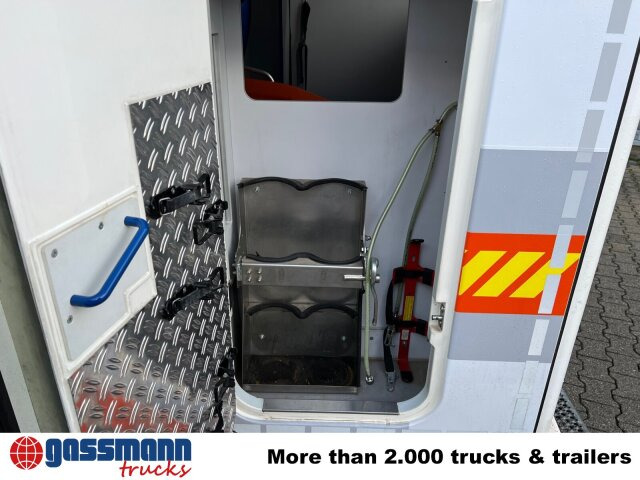 Mercedes-Benz Sprinter 313 CDI 4x2, Rettungswagen - Суцільнометалевий фургон: фото 2 Mercedes-Benz Sprinter 313 CDI 4x2, Rettungswagen - Суцільнометалевий фургон: фото 2