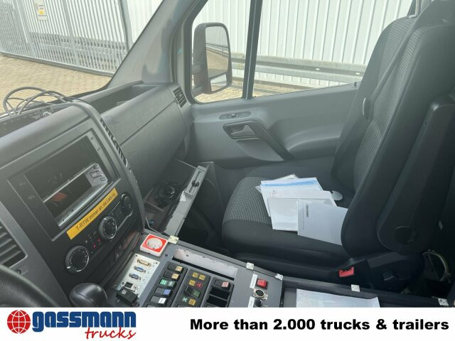 Mercedes-Benz Sprinter 516 CDI 4x2, Rettungswagen, Bi-Xenon - Суцільнометалевий фургон: фото 3 Mercedes-Benz Sprinter 516 CDI 4x2, Rettungswagen, Bi-Xenon - Суцільнометалевий фургон: фото 3