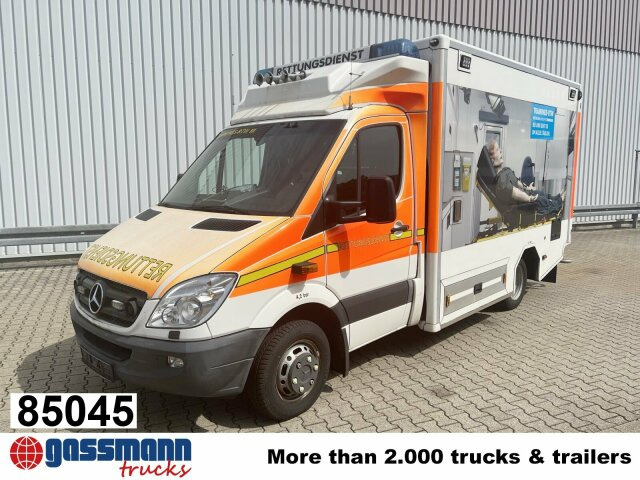 Mercedes-Benz Sprinter 516 CDI 4x2, Rettungswagen, Bi-Xenon - Суцільнометалевий фургон: фото 1 Mercedes-Benz Sprinter 516 CDI 4x2, Rettungswagen, Bi-Xenon - Суцільнометалевий фургон: фото 1
