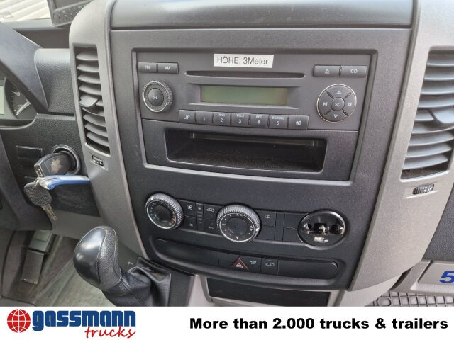 Mercedes-Benz Sprinter 516 CDI 4x2, Rettungswagen - Суцільнометалевий фургон: фото 3 Mercedes-Benz Sprinter 516 CDI 4x2, Rettungswagen - Суцільнометалевий фургон: фото 3