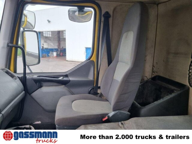 Renault Kerax 380.26 6x4, Bordmatik links - Самоскид вантажівка: фото 3 Renault Kerax 380.26 6x4, Bordmatik links - Самоскид вантажівка: фото 3