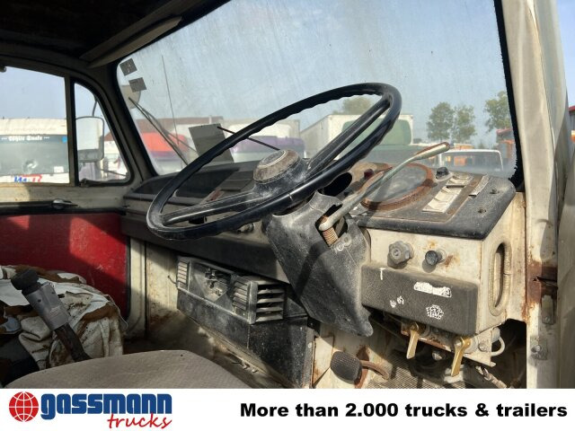 Бортова вантажівка/ Платформа Saurer V5 4x2: фото 15 Бортова вантажівка/ Платформа Saurer V5 4x2: фото 15