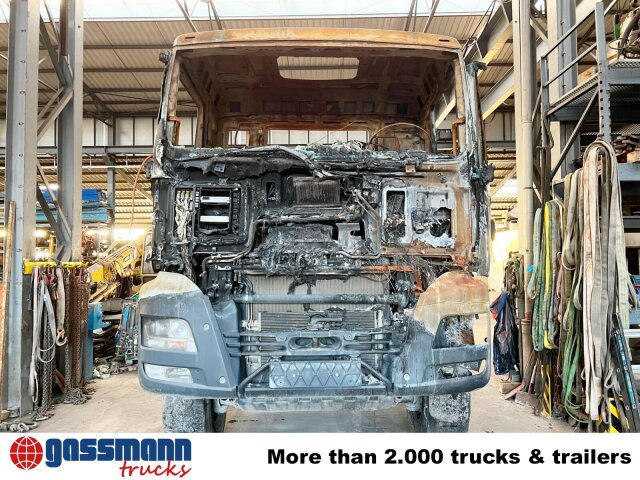 Тягач MAN TGS 18.480 4x4 BLS, BRANDSCHADEN: фото 8