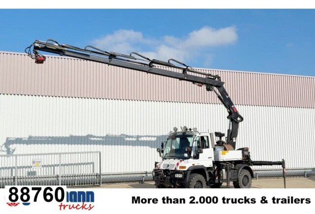 Unimog U400 4x4, Frontzapfwelle, Heckkran Hiab XS - Бортова вантажівка/ Платформа, Вантажівка з маніпулятором: фото 1 Unimog U400 4x4, Frontzapfwelle, Heckkran Hiab XS - Бортова вантажівка/ Платформа, Вантажівка з маніпулятором: фото 1