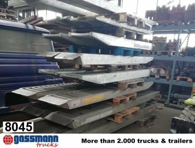 Versch. Alu Auffahrrampen - Навантажувальна рампа: фото 1 Versch. Alu Auffahrrampen - Навантажувальна рампа: фото 1