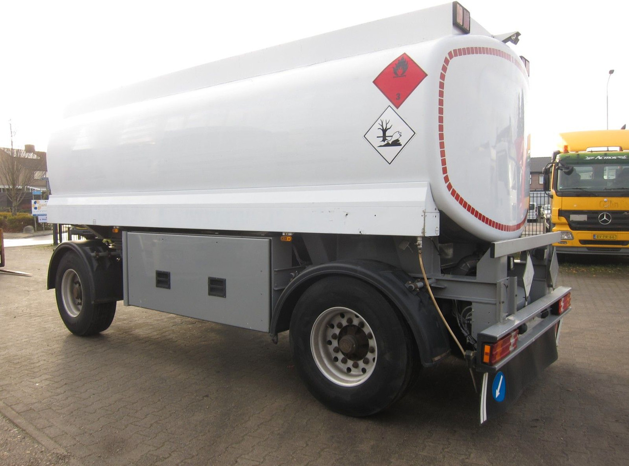 Lindner & Fischer 18400ltr 3 Kammern Oben-Unten - Причіп цистерна: фото 4 Lindner & Fischer 18400ltr 3 Kammern Oben-Unten - Причіп цистерна: фото 4