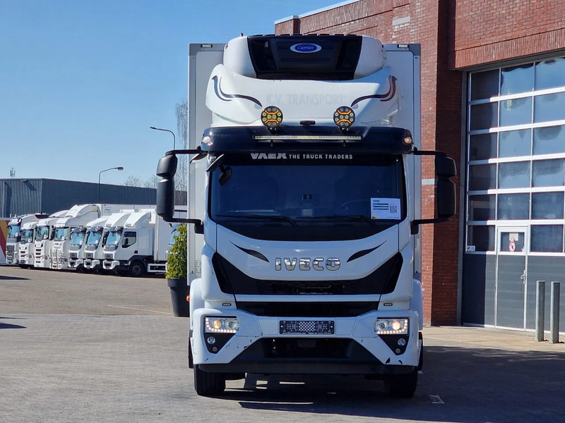 Iveco EuroCargo 180 320 Frigo Carrier supra 850 nordic - Loadlift - Low KM - Camera - Рефрижератор вантажівка: фото 2 Iveco EuroCargo 180 320 Frigo Carrier supra 850 nordic - Loadlift - Low KM - Camera - Рефрижератор вантажівка: фото 2