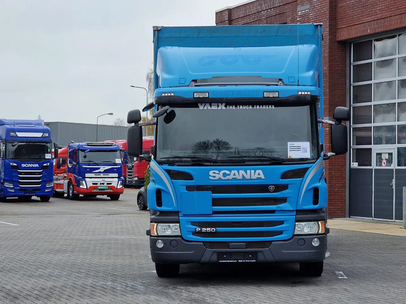 Scania P250 4x2 - Loadlift - Side boards - Full air - Euro 6 - Тентована вантажівка: фото 2 Scania P250 4x2 - Loadlift - Side boards - Full air - Euro 6 - Тентована вантажівка: фото 2