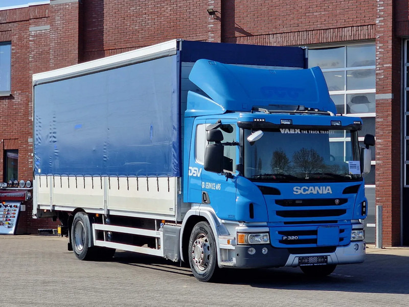 Scania P320 4x2 - Side boars - Loadlift - Full air - Navi - Тентована вантажівка: фото 1 Scania P320 4x2 - Side boars - Loadlift - Full air - Navi - Тентована вантажівка: фото 1