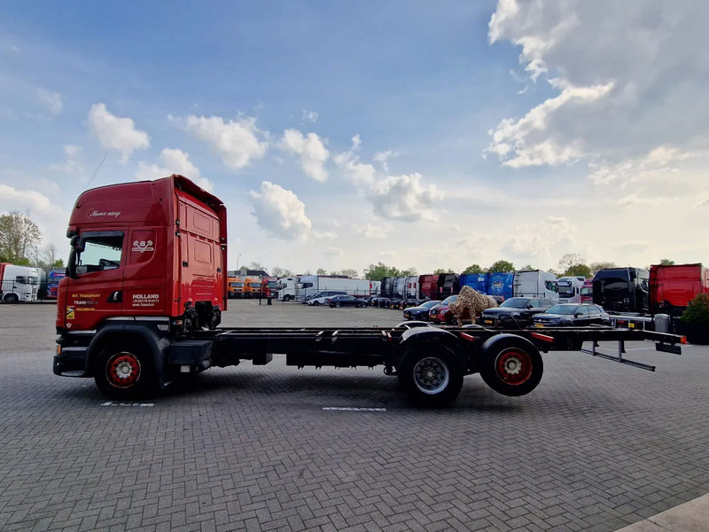 Scania R730 Topline 6x2*4 - Retarder - King of the Road - Night clima - Steering axle - Leather - Вантажівка шасі: фото 4 Scania R730 Topline 6x2*4 - Retarder - King of the Road - Night clima - Steering axle - Leather - Вантажівка шасі: фото 4