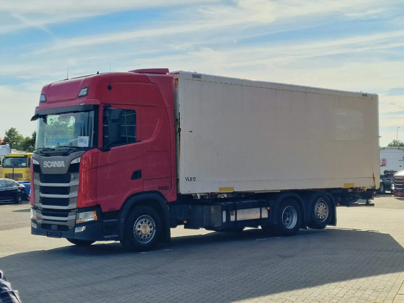 Scania S500 NGS Highline 6x2 - BDF - Full air - Loadlift - Box - Navi - Retarder - Контейнеровоз/ Змінний кузов вантажівка: фото 3 Scania S500 NGS Highline 6x2 - BDF - Full air - Loadlift - Box - Navi - Retarder - Контейнеровоз/ Змінний кузов вантажівка: фото 3