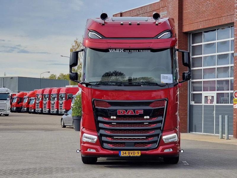 DAF XG+ 530 4x2 - Full spec - New engine - Full air - Leather interior - 2x tank - - Тягач: фото 2 DAF XG+ 530 4x2 - Full spec - New engine - Full air - Leather interior - 2x tank - - Тягач: фото 2