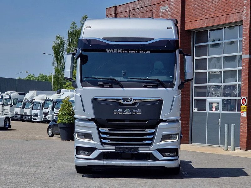 MAN TGX 18.540 GX - New - Retarder - Night clima - Alcoa - Show truck - Ledbar - - Тягач: фото 2 MAN TGX 18.540 GX - New - Retarder - Night clima - Alcoa - Show truck - Ledbar - - Тягач: фото 2