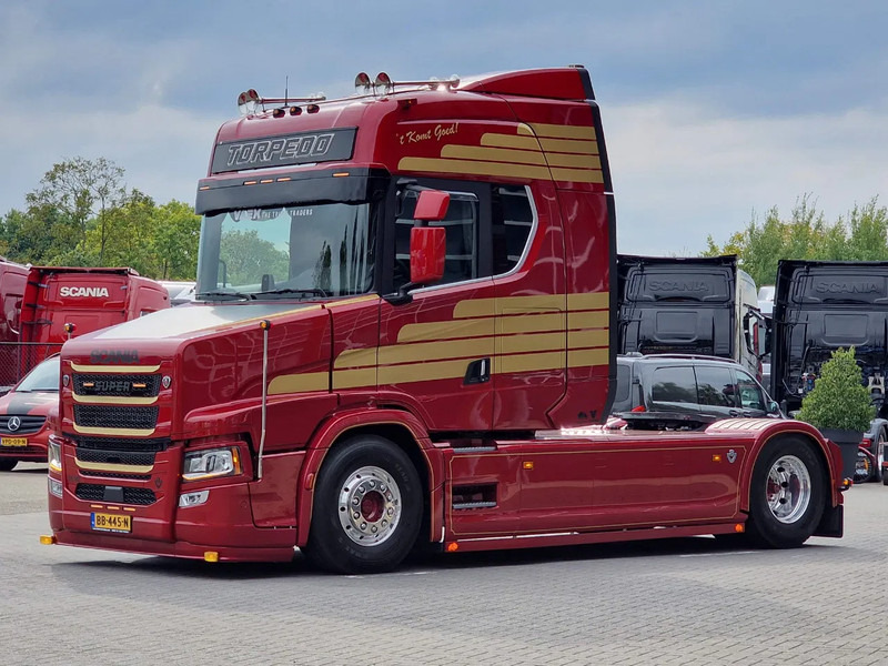 Scania 530ST V8 NGS Tuft R Torpedo - New - Full spec - BUFFL In- and Exterior - Show truck - Тягач: фото 4 Scania 530ST V8 NGS Tuft R Torpedo - New - Full spec - BUFFL In- and Exterior - Show truck - Тягач: фото 4